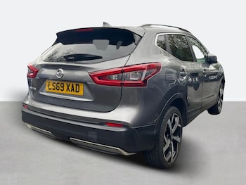 Used Nissan Qashqai 2019 for sale - 76128380: Photo 2