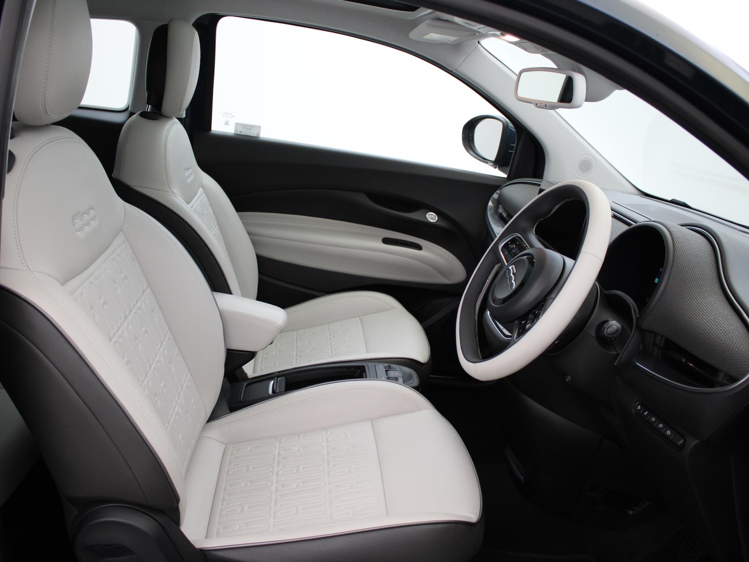 Used Fiat 500 2022 for sale - 77561217: Photo 9