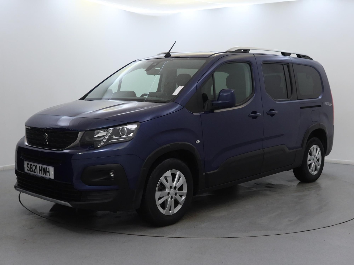 Used Peugeot Rifter 2021 for sale - 76300183: Photo 3