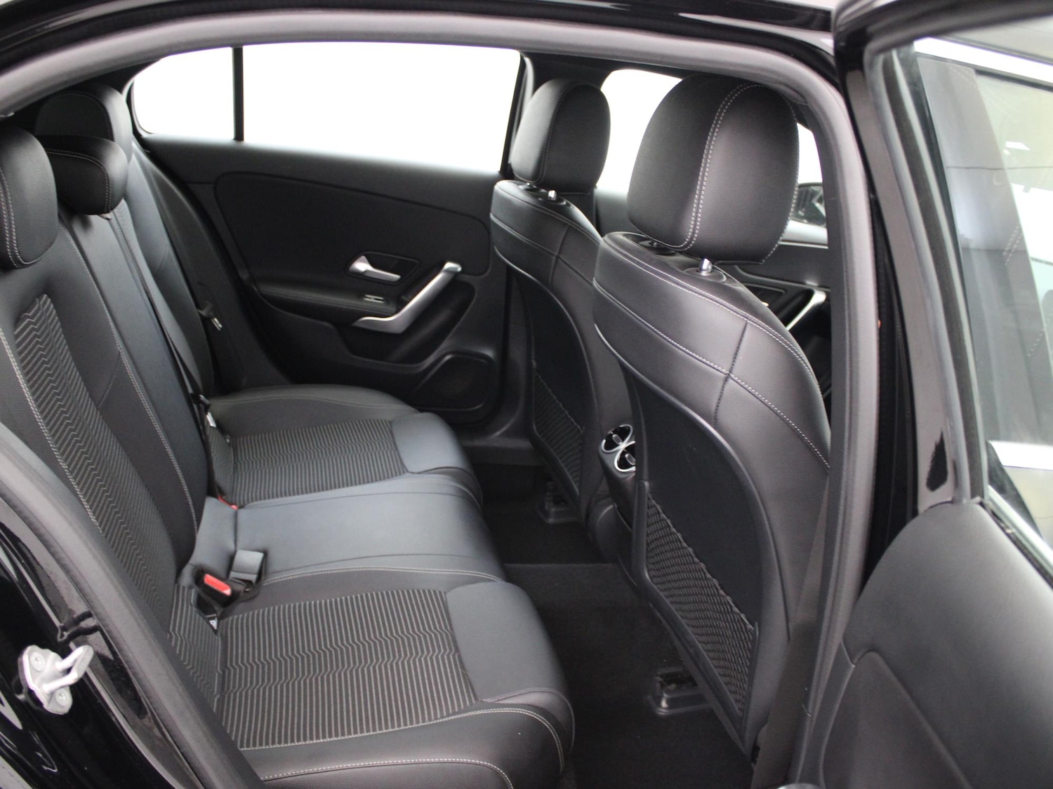 Used Mercedes-Benz A-Class 2018 for sale - 77635146: Photo 12