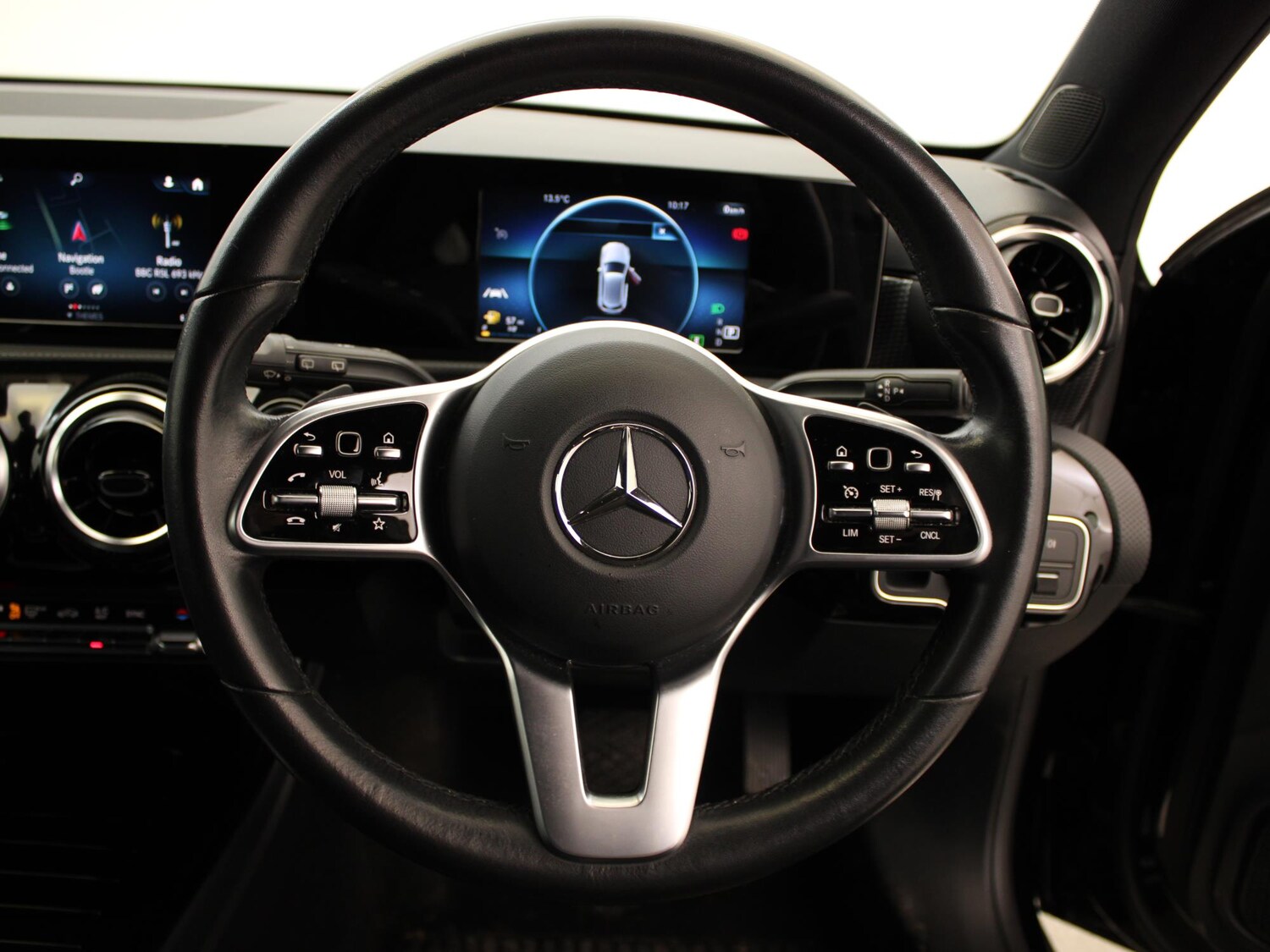 Used Mercedes-Benz A-Class 2018 for sale - 77635146: Photo 28