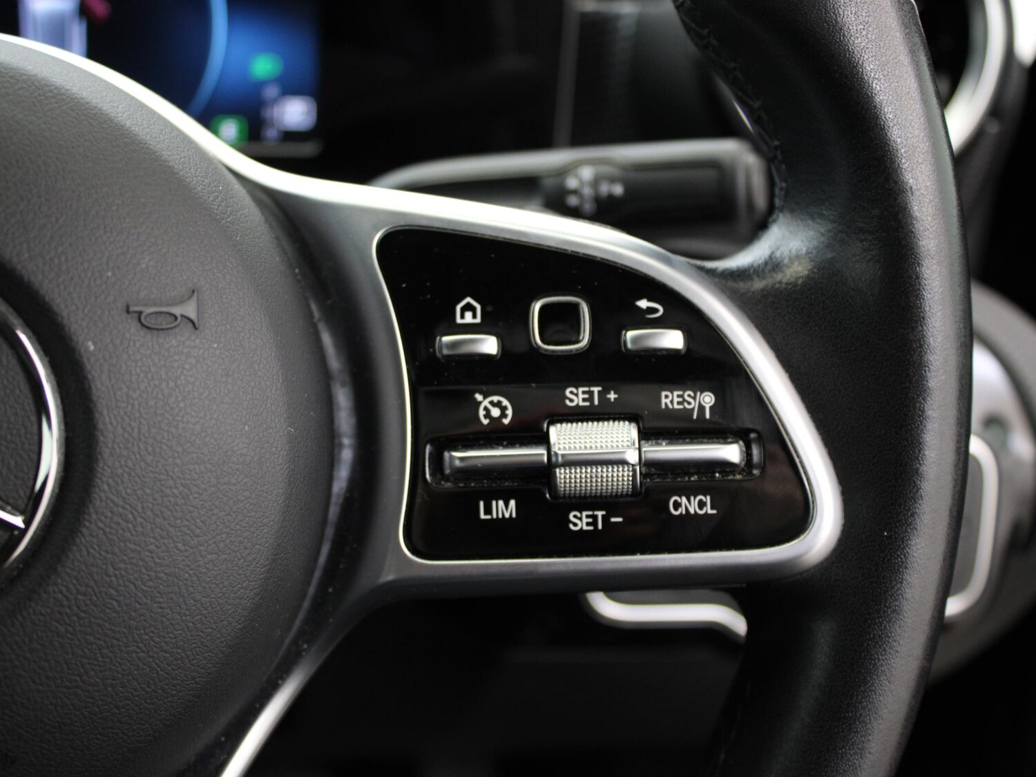 Used Mercedes-Benz A-Class 2018 for sale - 77635146: Photo 31