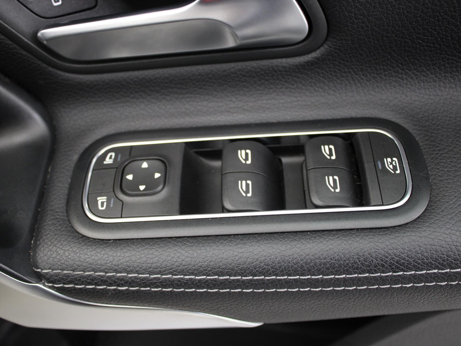 Used Mercedes-Benz A-Class 2018 for sale - 77635146: Photo 36