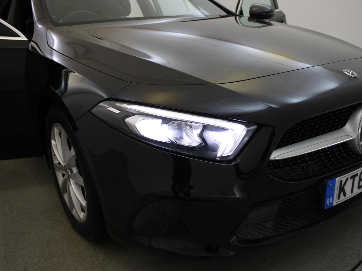 Used Mercedes-Benz A-Class 2018 for sale - 77635146: Photo 39