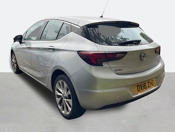 Used Vauxhall Astra 2016 for sale - 76157952: Photo