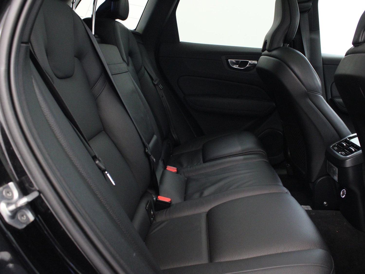 Used Volvo XC60 2019 for sale - 77076846: Photo 11