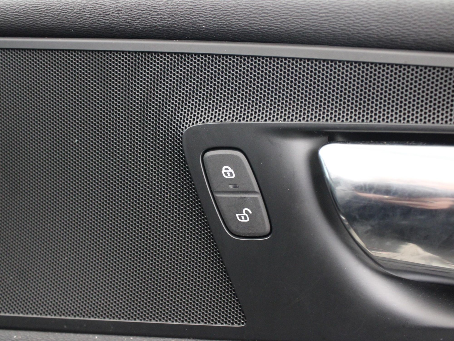 Used Volvo XC60 2019 for sale - 77076846: Photo 24