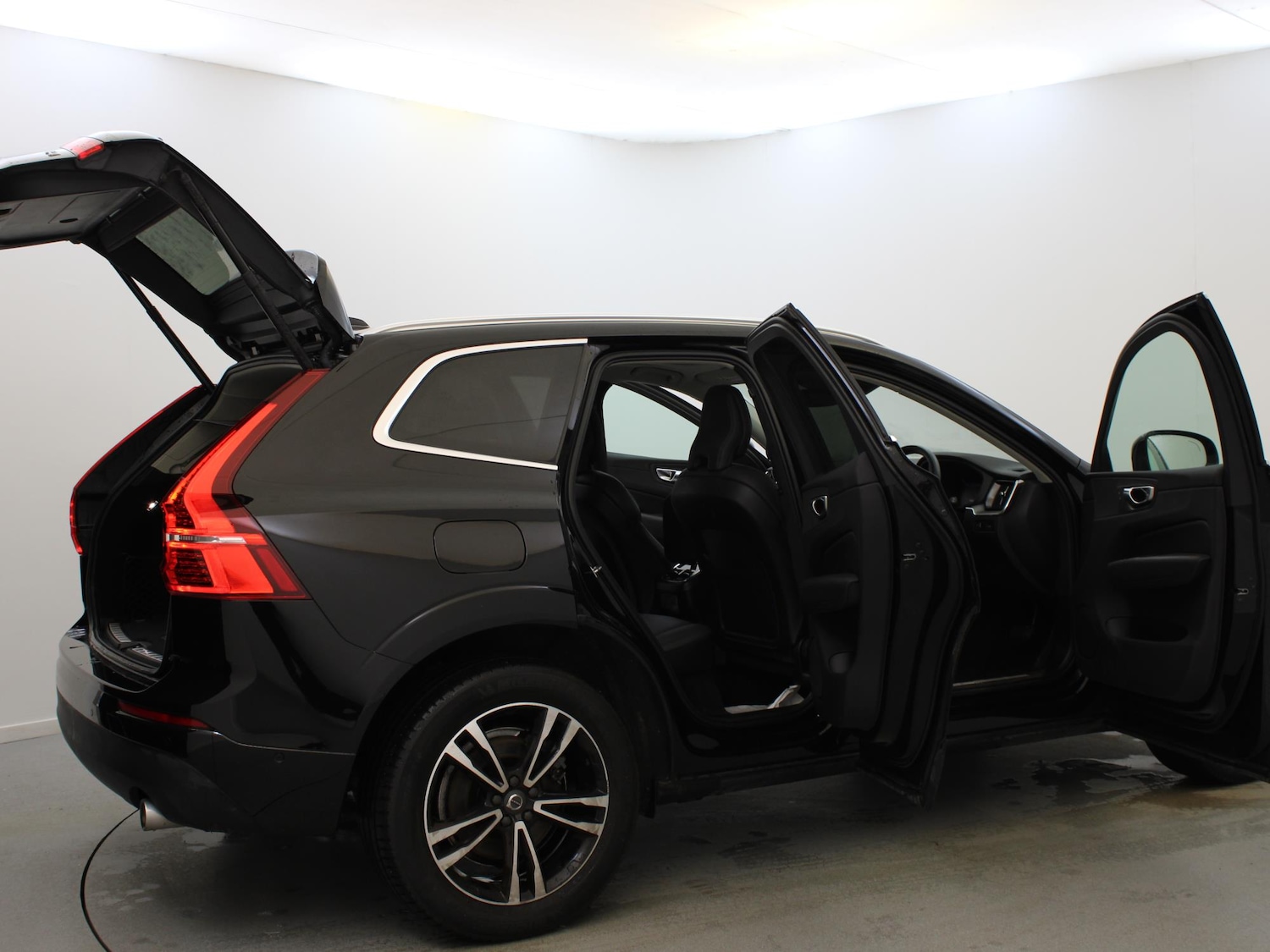 Used Volvo XC60 2019 for sale - 77076846: Photo 25