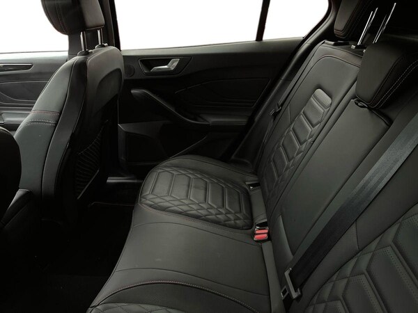 Used Ford Focus 2022 for sale - 76300233: Photo 8