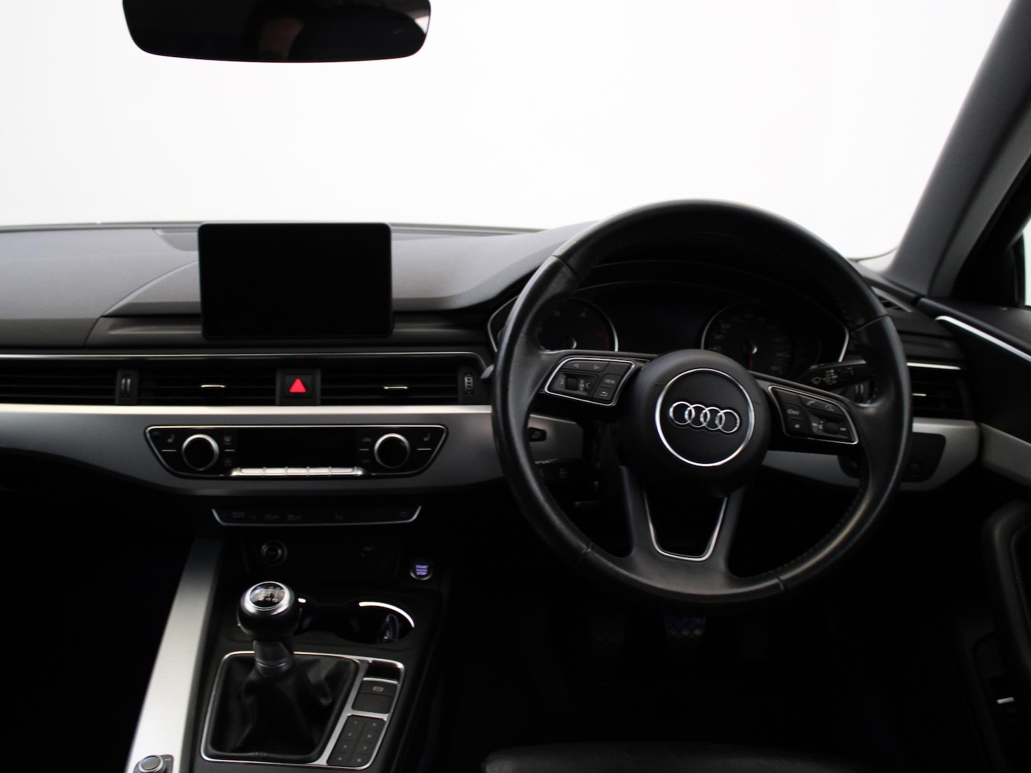 Used Audi A4 2017 for sale - 76047391: Photo 13
