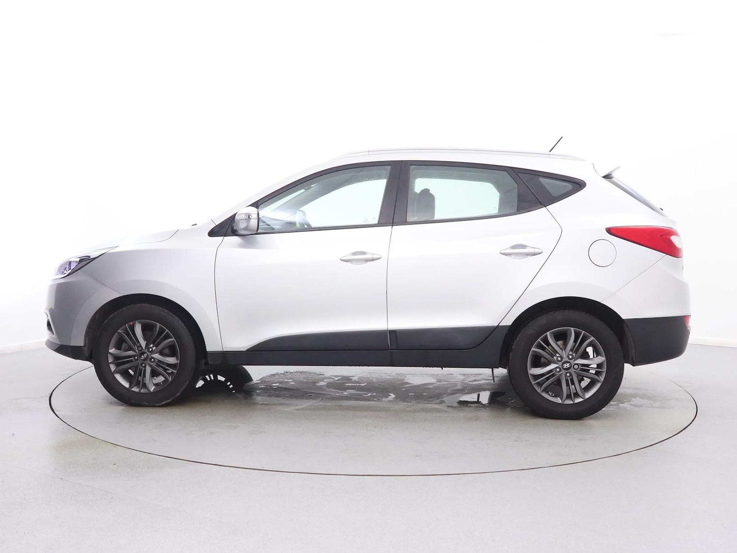 Used Hyundai Ix35 2015 for sale - 77593415: Photo 4