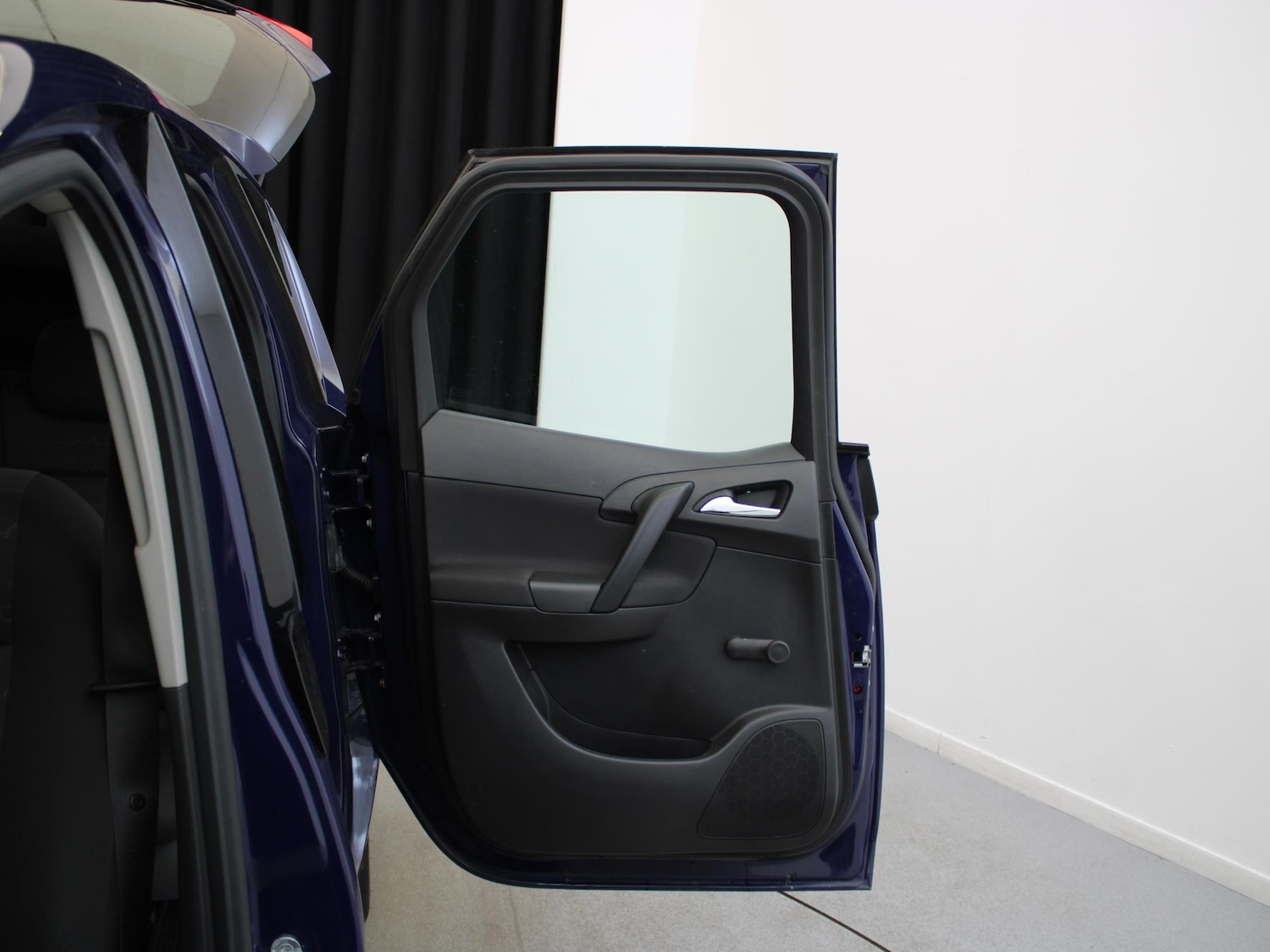 Used Vauxhall Meriva 2017 for sale - 78052890: Photo 28