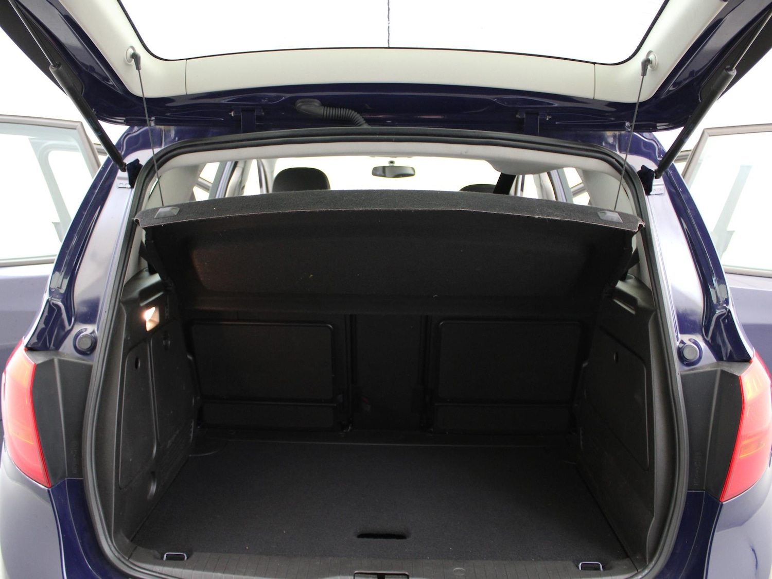 Used Vauxhall Meriva 2017 for sale - 78052890: Photo 29