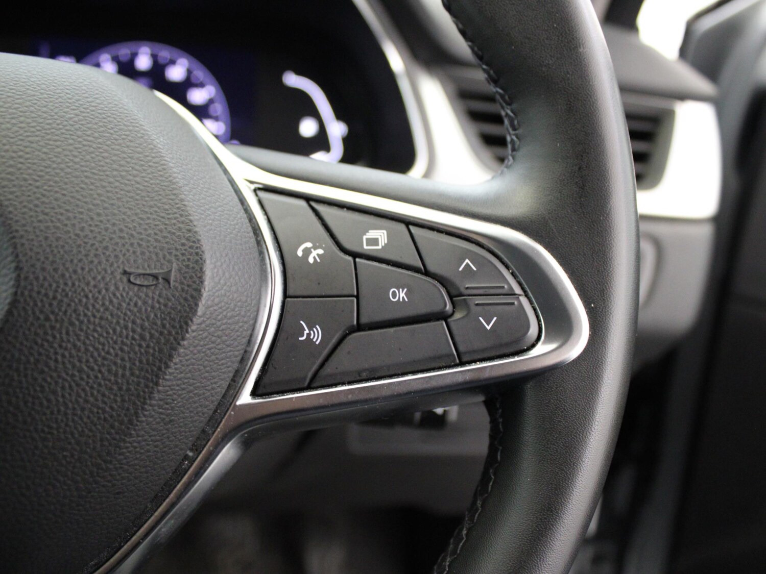 Used Renault Captur 2022 for sale - 75499235: Photo 29