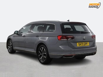 Used Volkswagen Passat 2022 for sale - 77443968: Photo