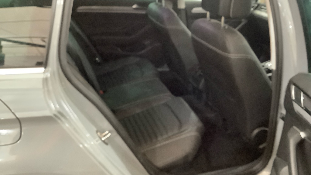 Used Volkswagen Passat 2022 for sale - 77443968: Photo 7