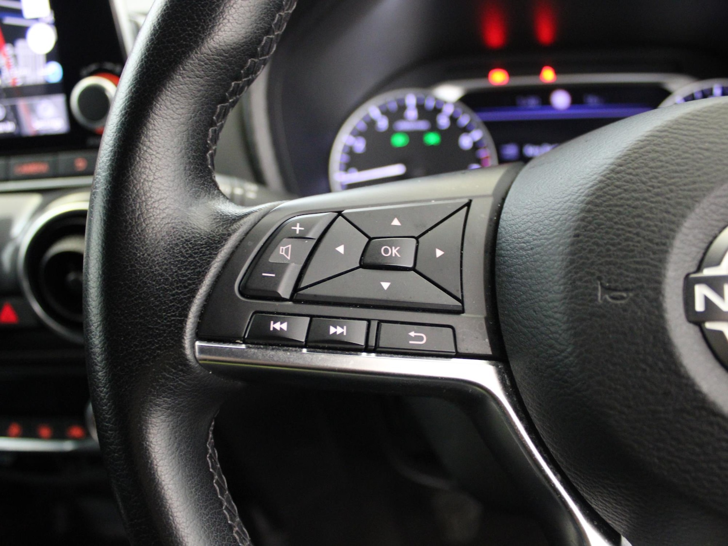 Used Nissan Juke 2023 for sale - 78218338: Photo 25