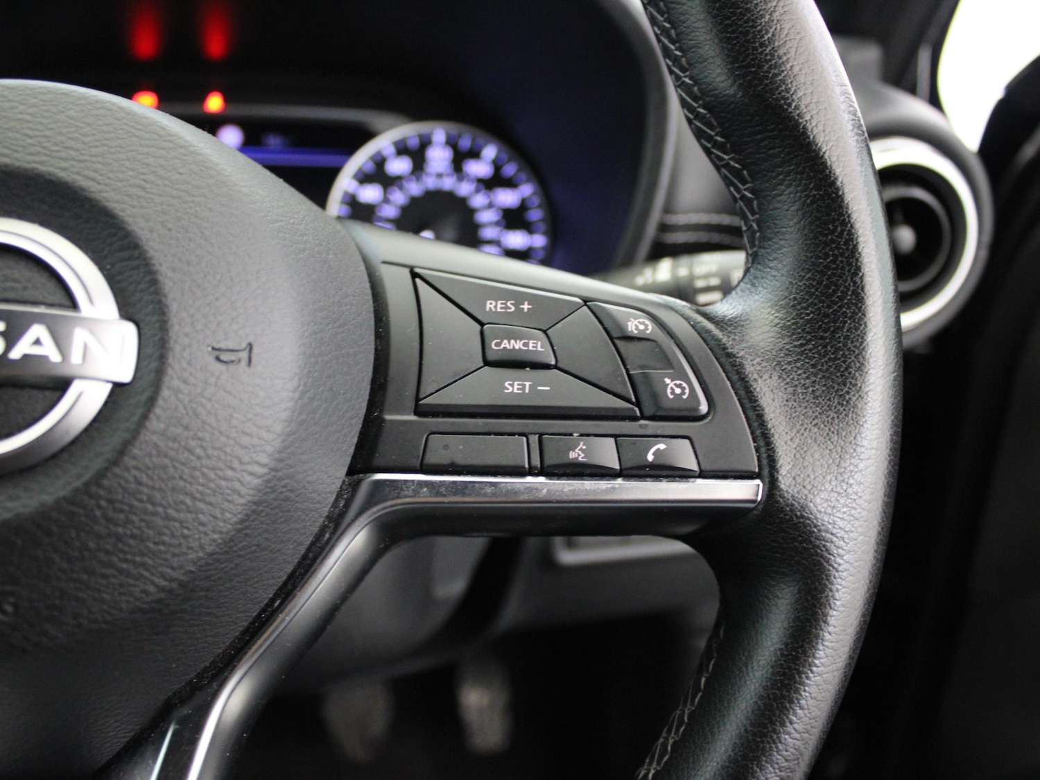 Used Nissan Juke 2023 for sale - 78218338: Photo 26