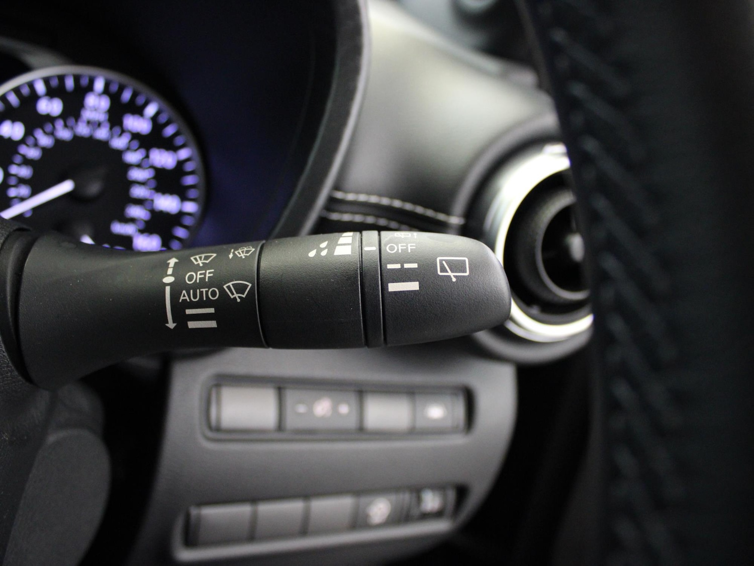 Used Nissan Juke 2023 for sale - 78218338: Photo 28