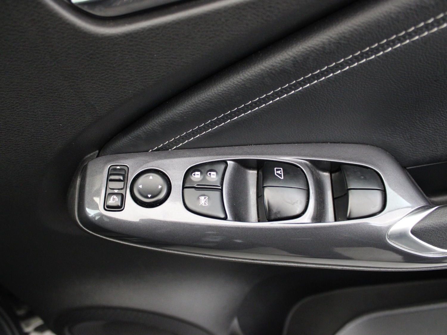 Used Nissan Juke 2023 for sale - 78218338: Photo 31