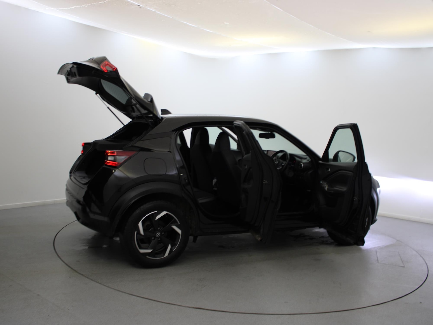 Used Nissan Juke 2023 for sale - 78218338: Photo 33