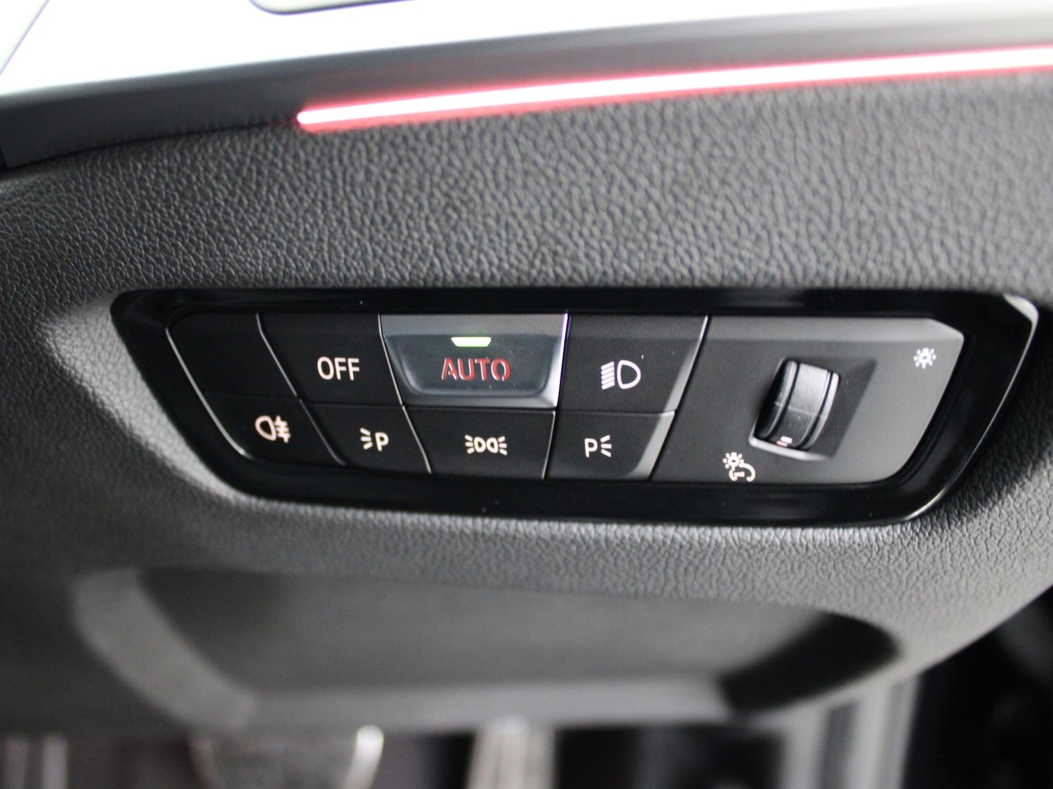 Used BMW 3 Series 2023 for sale - 77316733: Photo 44