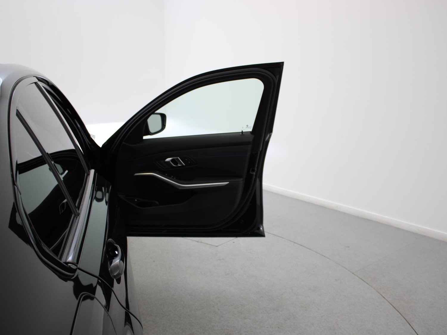 Used BMW 3 Series 2023 for sale - 77316733: Photo 45