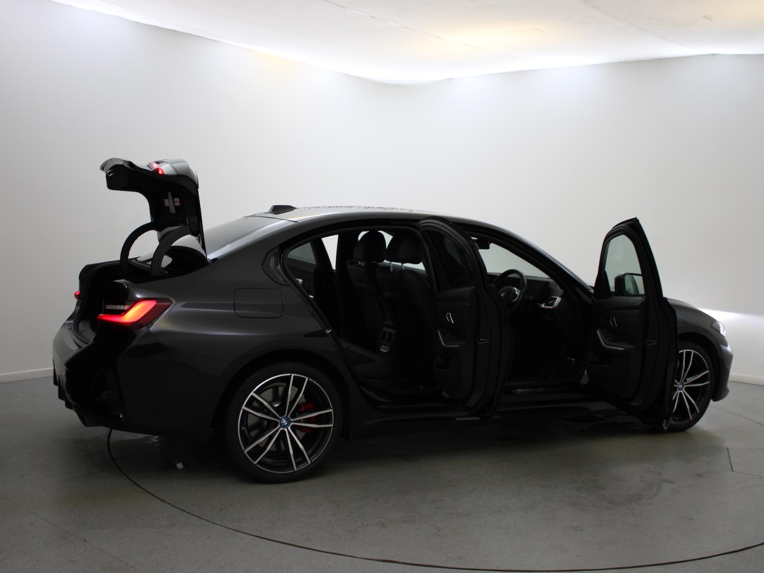 Used BMW 3 Series 2023 for sale - 77316733: Photo 50