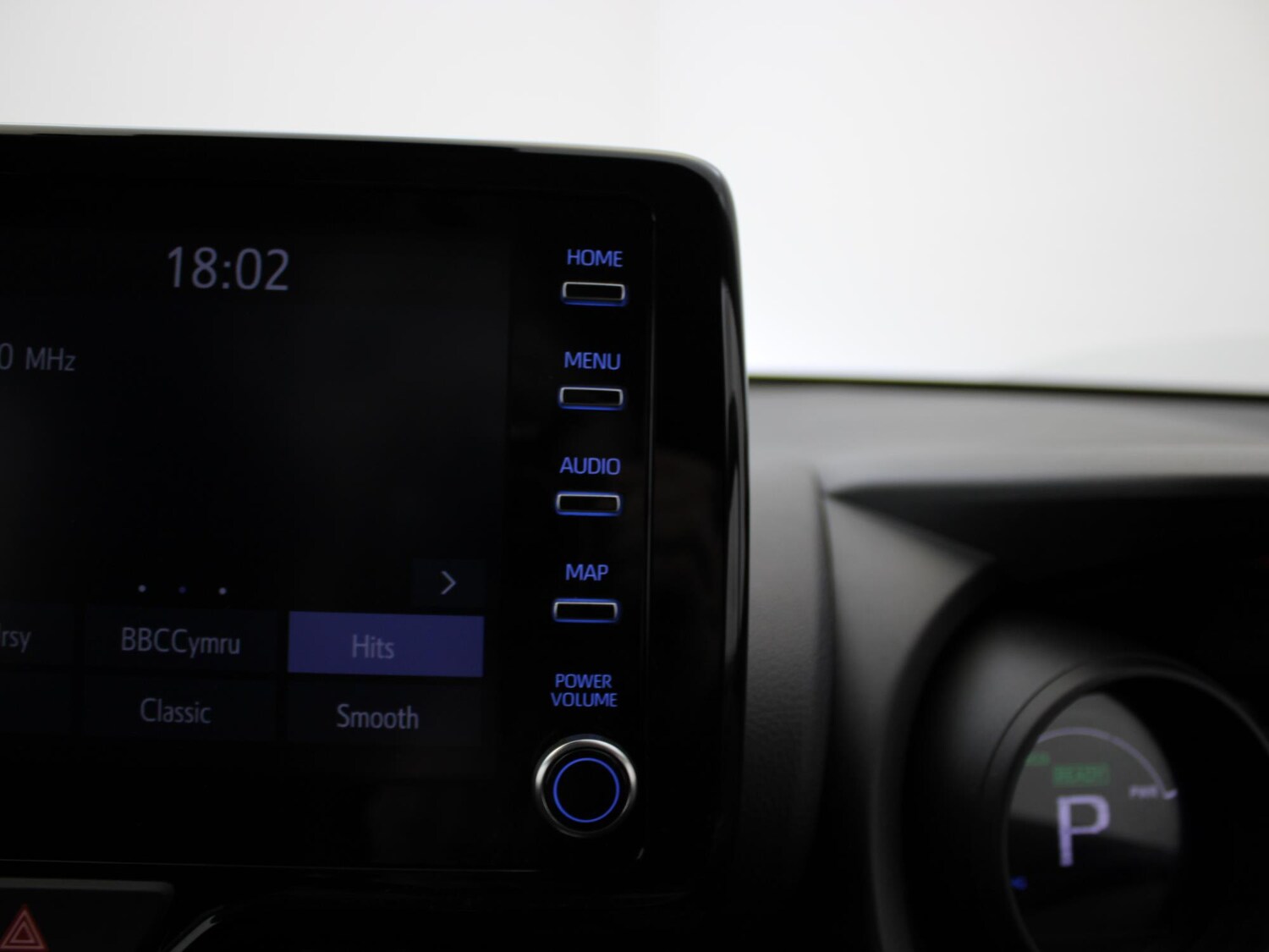 Used Toyota Yaris 2022 for sale - 76442680: Photo 24