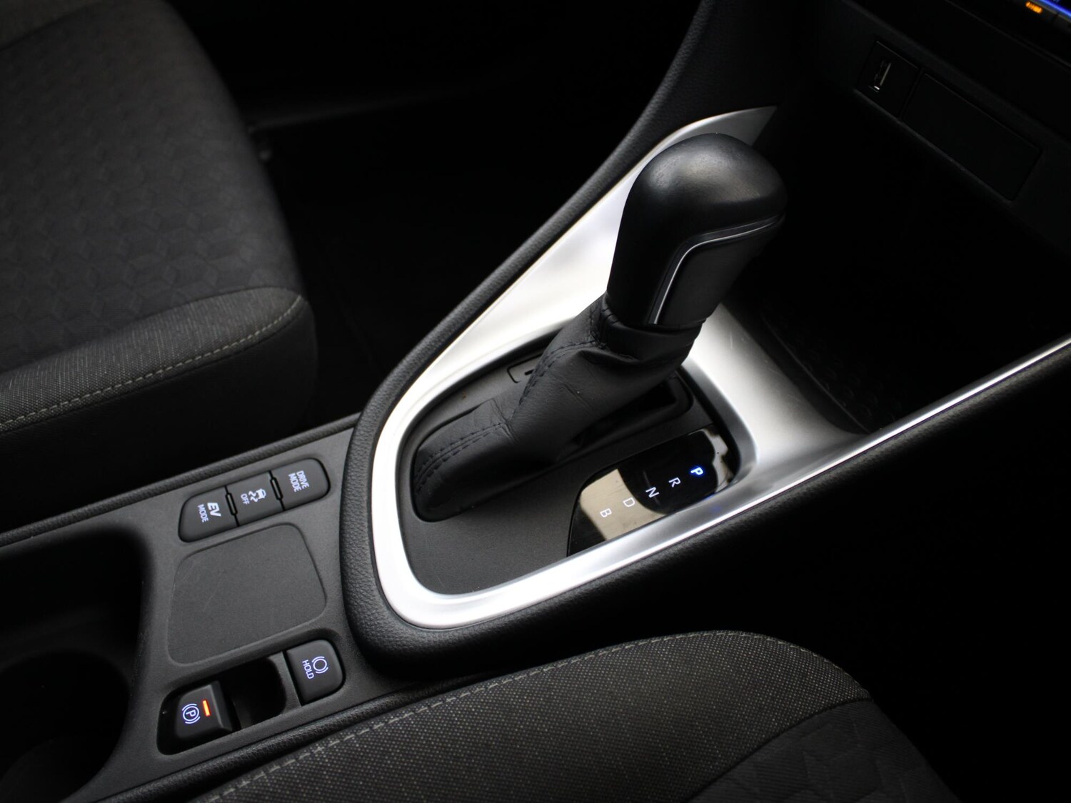 Used Toyota Yaris 2022 for sale - 76442680: Photo 27