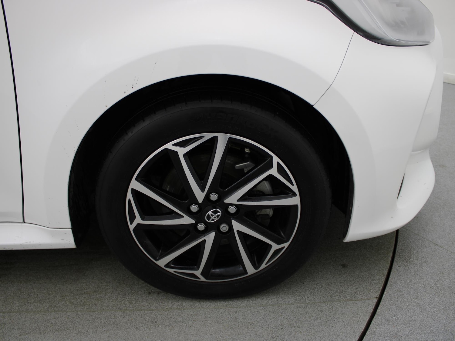 Used Toyota Yaris 2022 for sale - 76442680: Photo 43