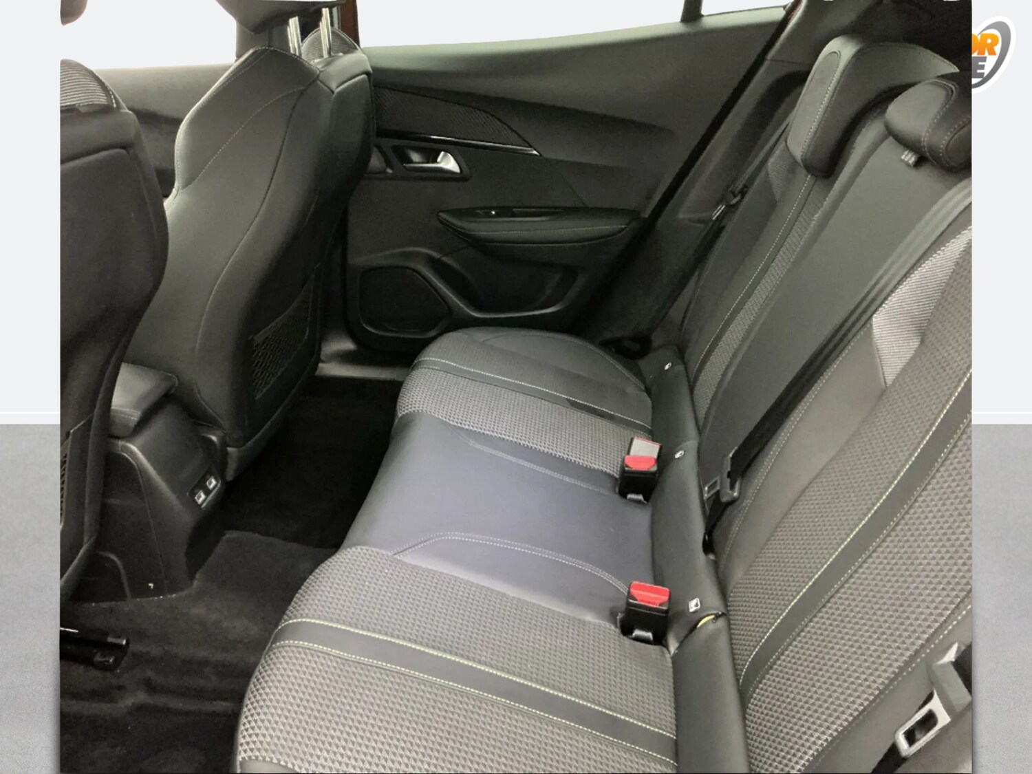 Used Peugeot 2008 2023 for sale - 77943767: Photo 6