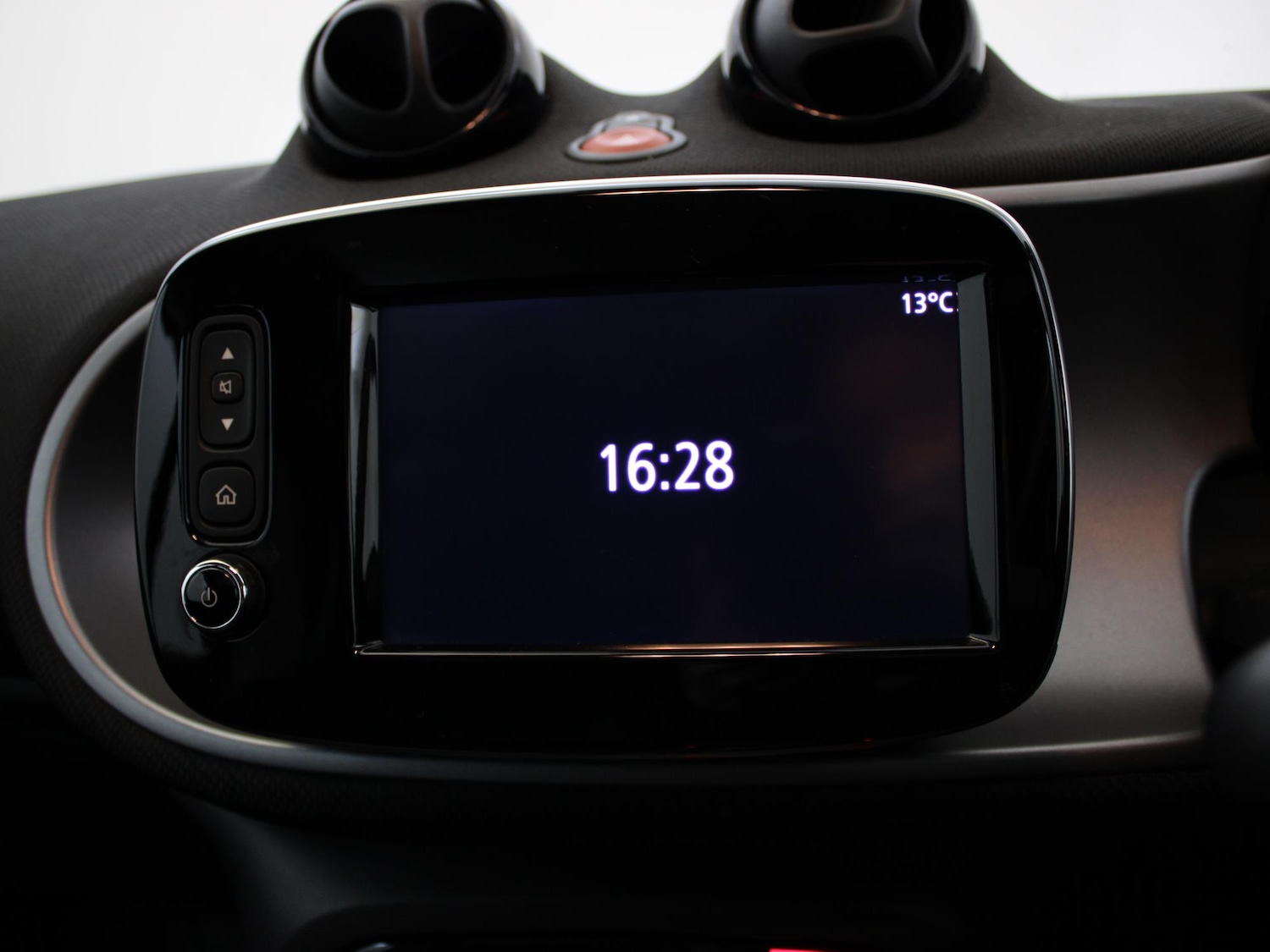 Used smart fortwo 2017 for sale - 76805400: Photo 14