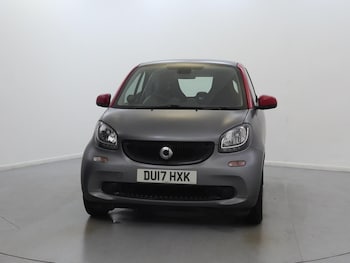 Used smart fortwo 2017 for sale - 76805400: Photo