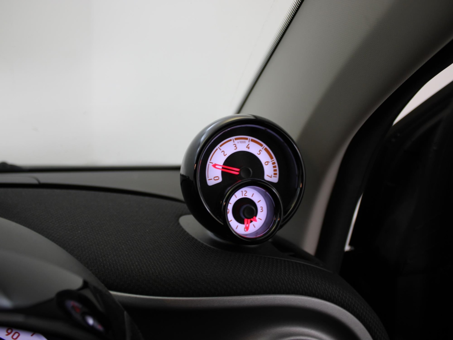 Used smart fortwo 2017 for sale - 76805400: Photo 30