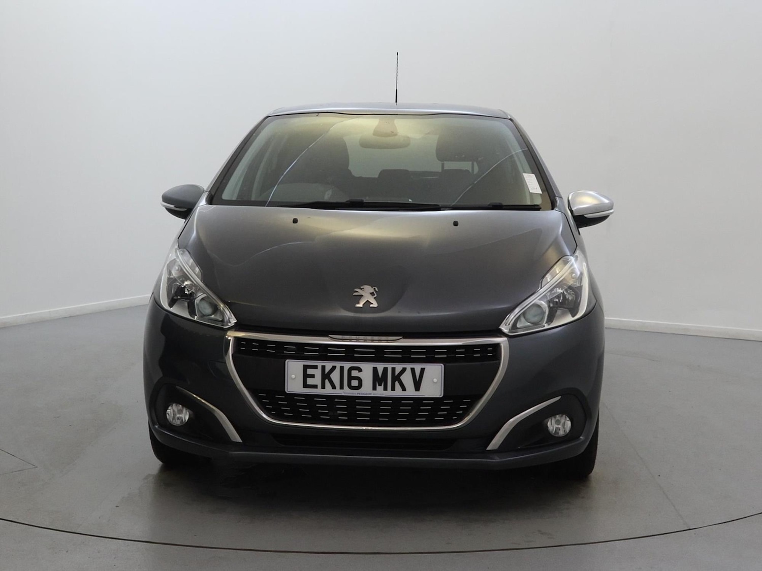 Used Peugeot 208 2016 for sale - 76502853: Photo 2