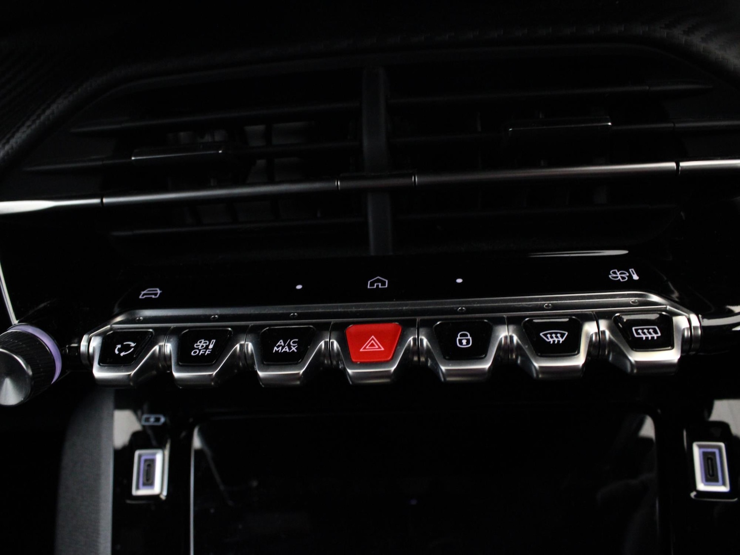 Used Peugeot 2008 2024 for sale - 76705456: Photo 18