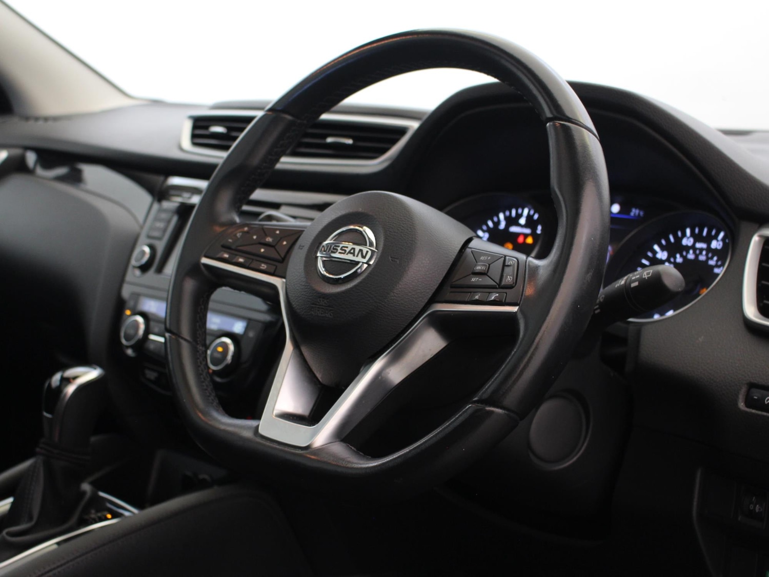 Used Nissan Qashqai 2020 for sale - 76637090: Photo 14