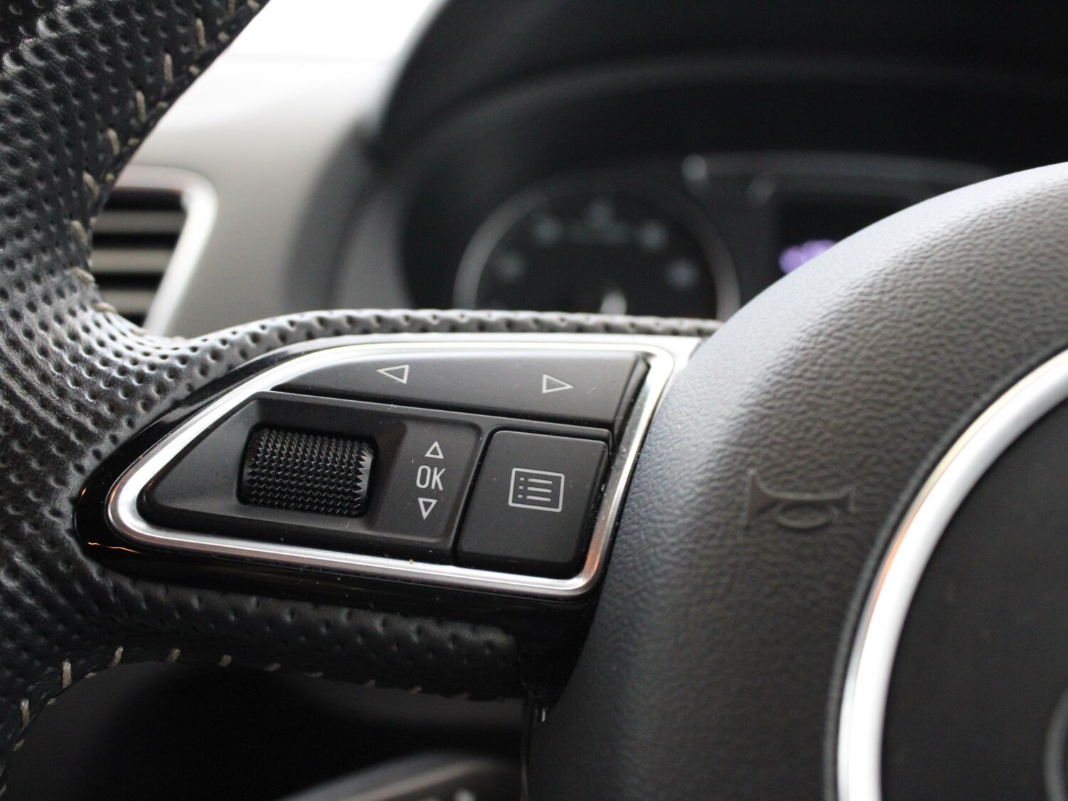 Used Audi Q3 2017 for sale - 76723913: Photo 16