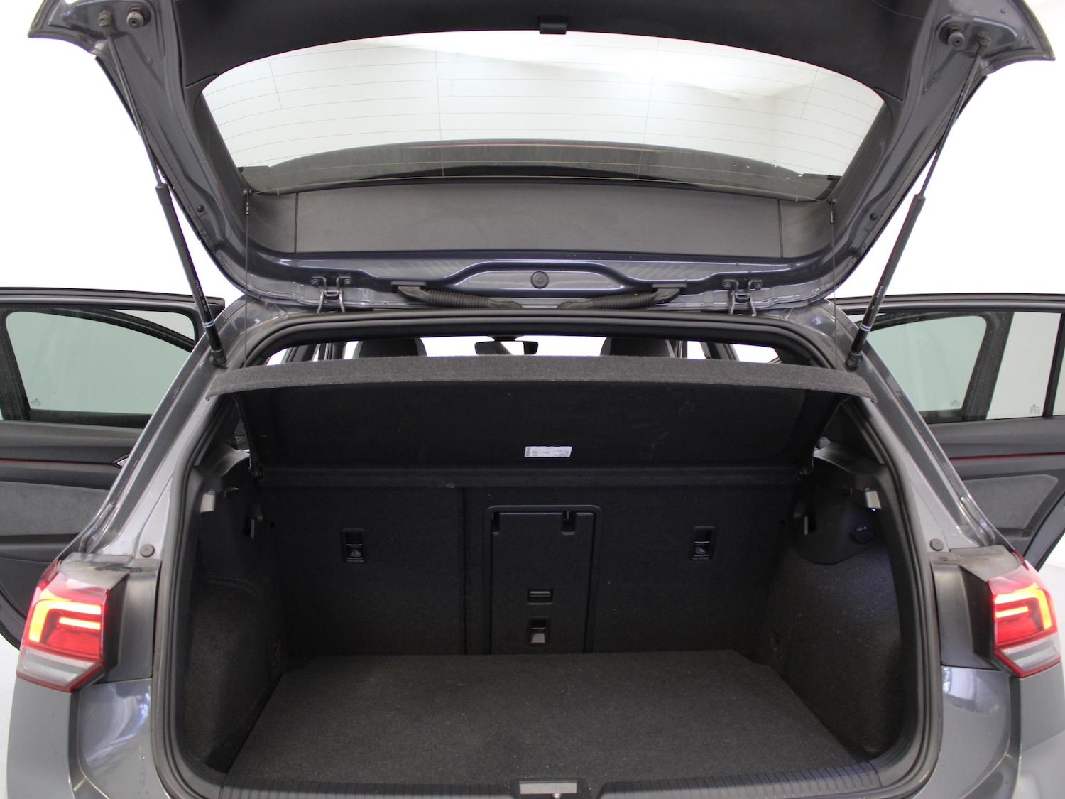 Vehicle 33