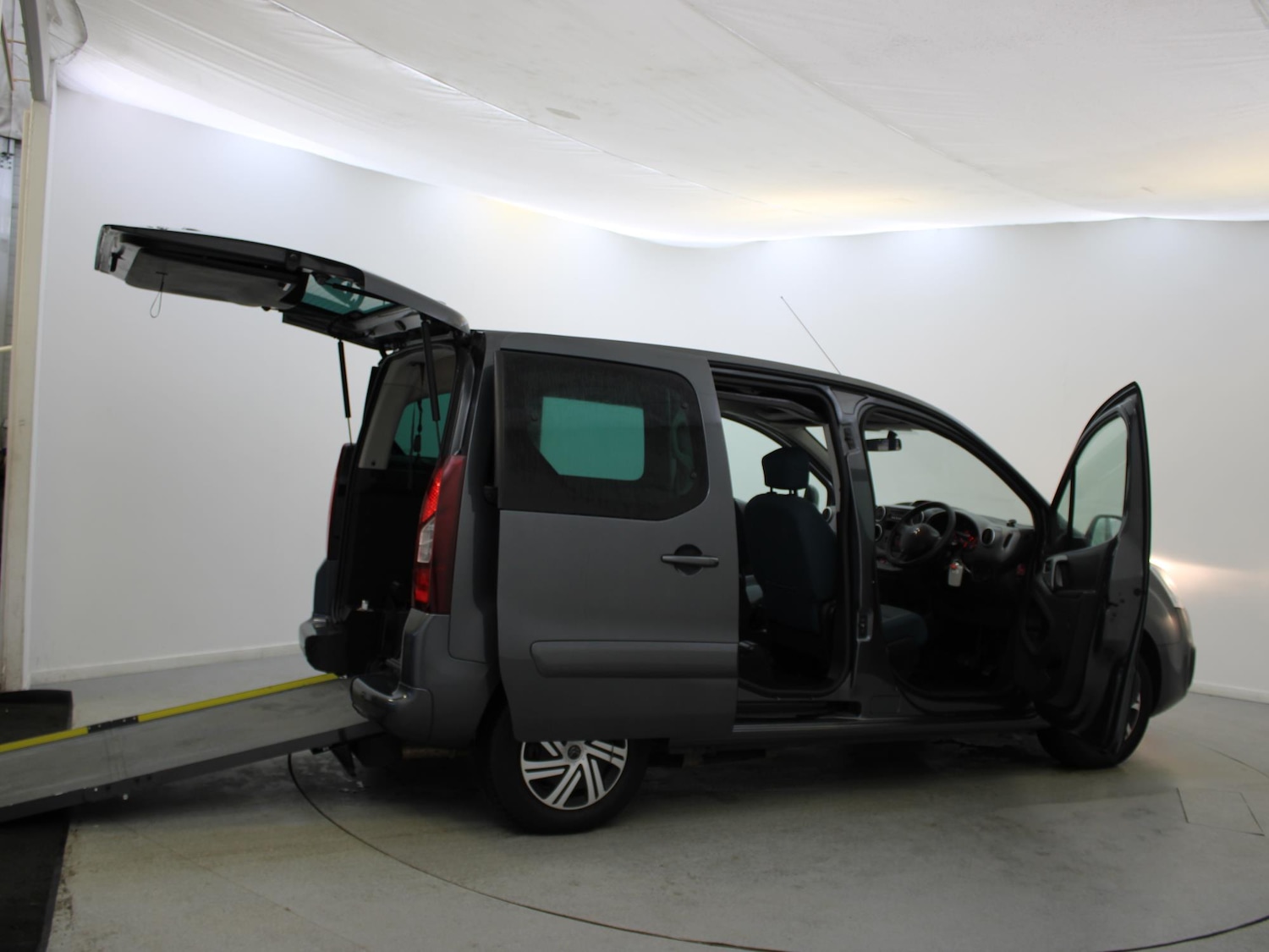 Used Citroen Berlingo Multispace 2017 for sale - 77473020: Photo 35