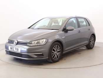 Used Volkswagen Golf 2018 for sale - 75367600: Photo