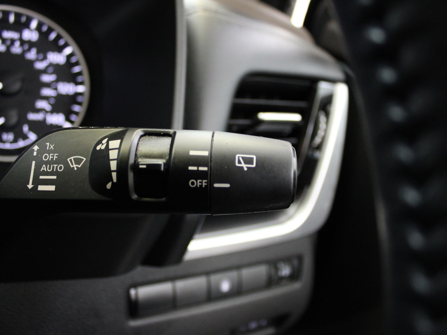 Used Nissan X-Trail 2024 for sale - 76692344: Photo 30