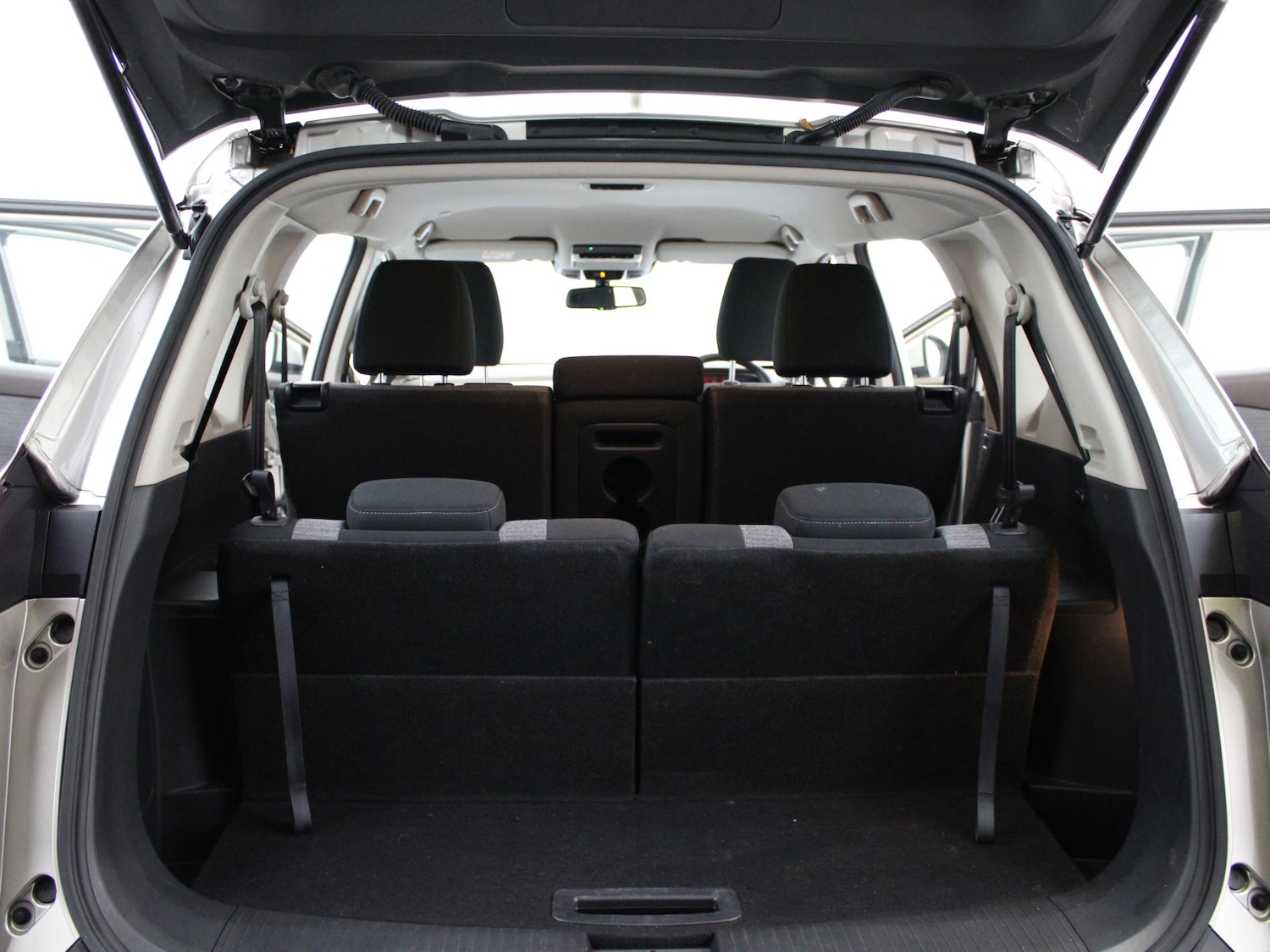 Used Nissan X-Trail 2024 for sale - 76692344: Photo 33