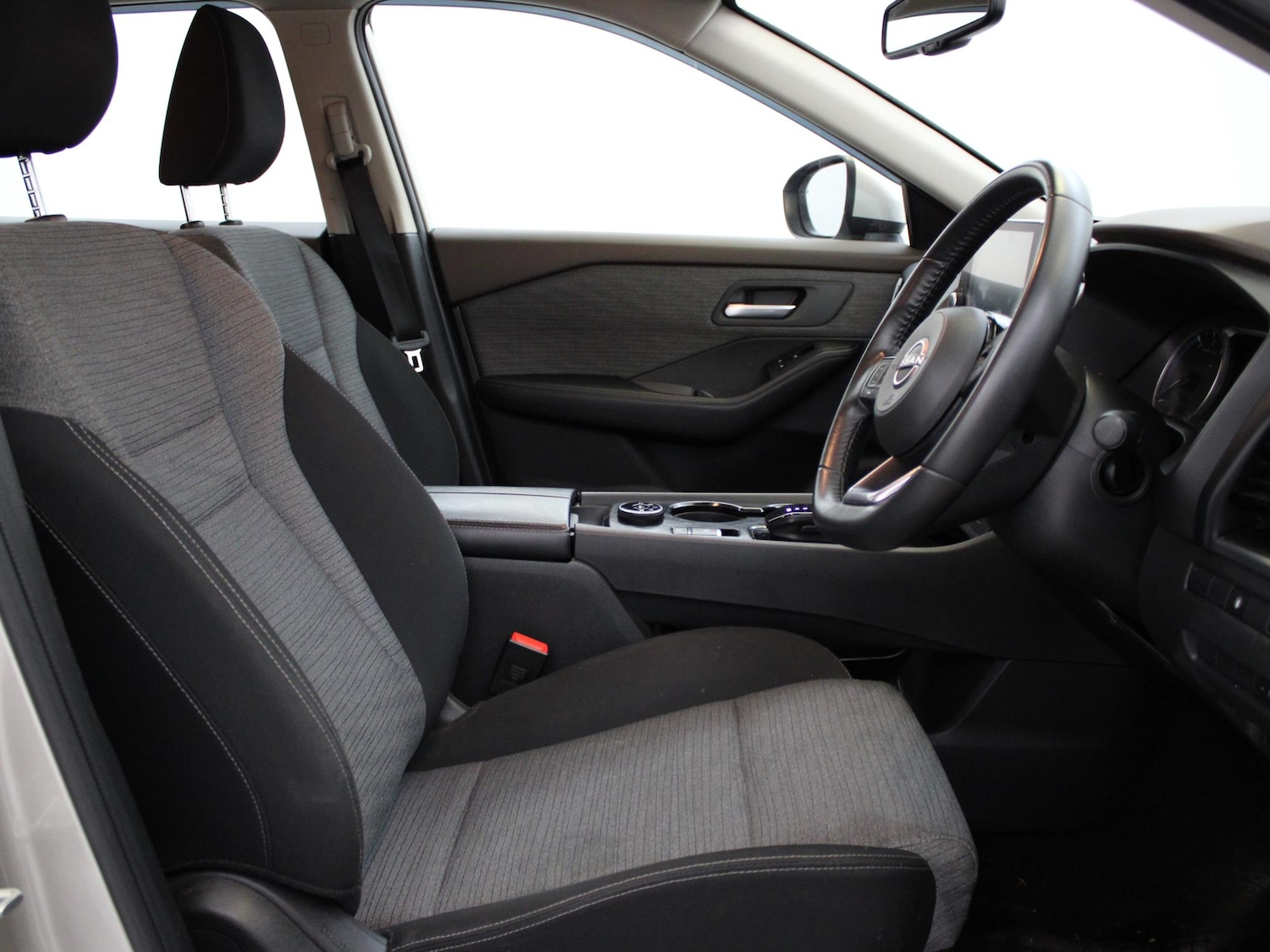 Used Nissan X-Trail 2024 for sale - 76692344: Photo 9