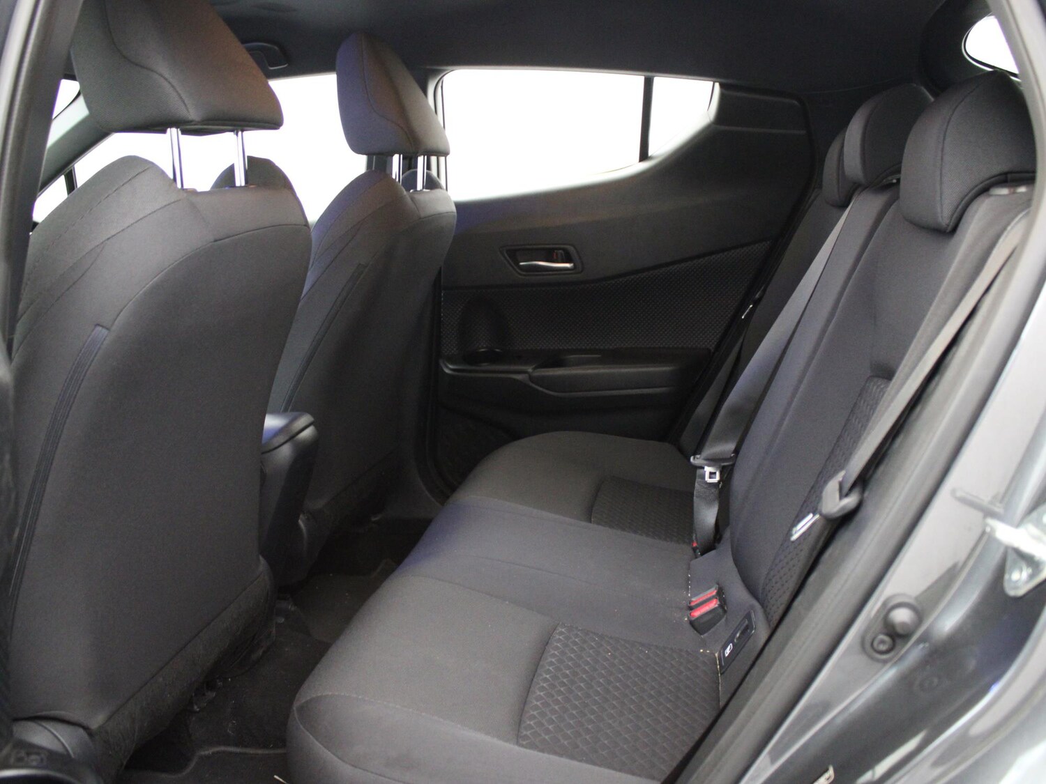 Used Toyota C-HR 2022 for sale - 75850556: Photo 11