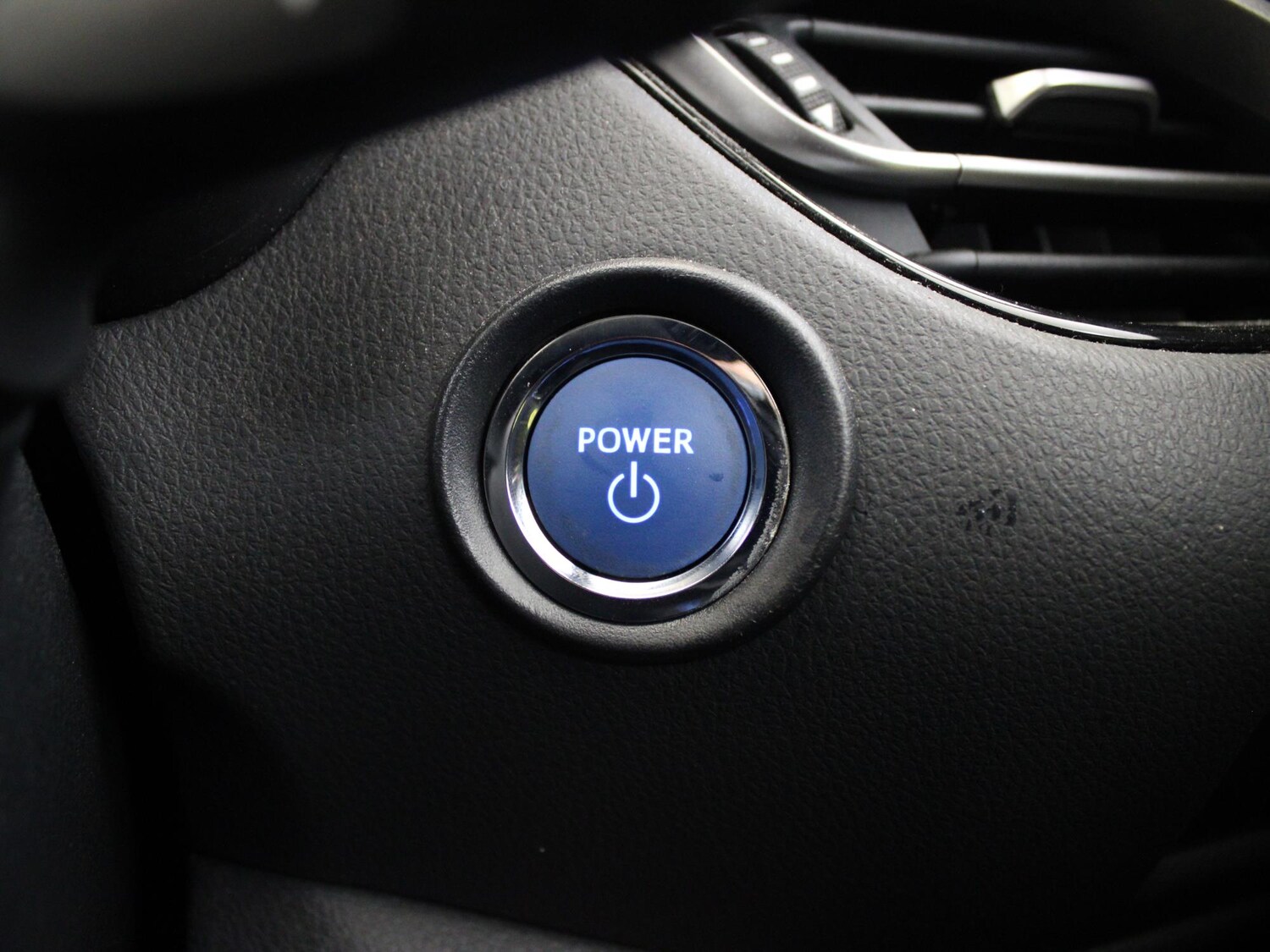 Used Toyota C-HR 2022 for sale - 75850556: Photo 15