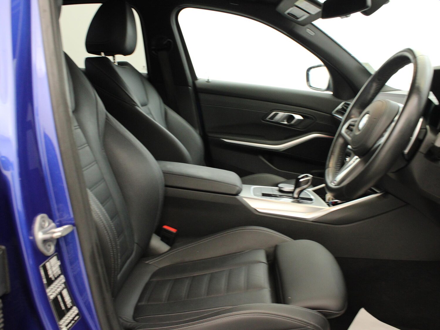 Used BMW 3 Series 2022 for sale - 77561198: Photo 9