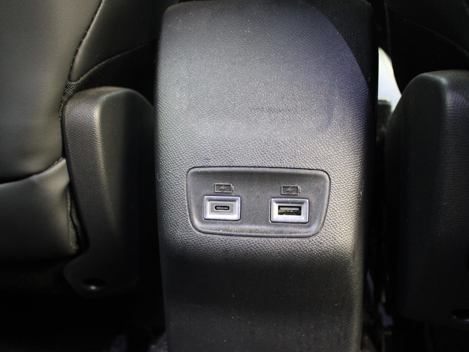 Used Peugeot 2008 2023 for sale - 76916456: Photo 13