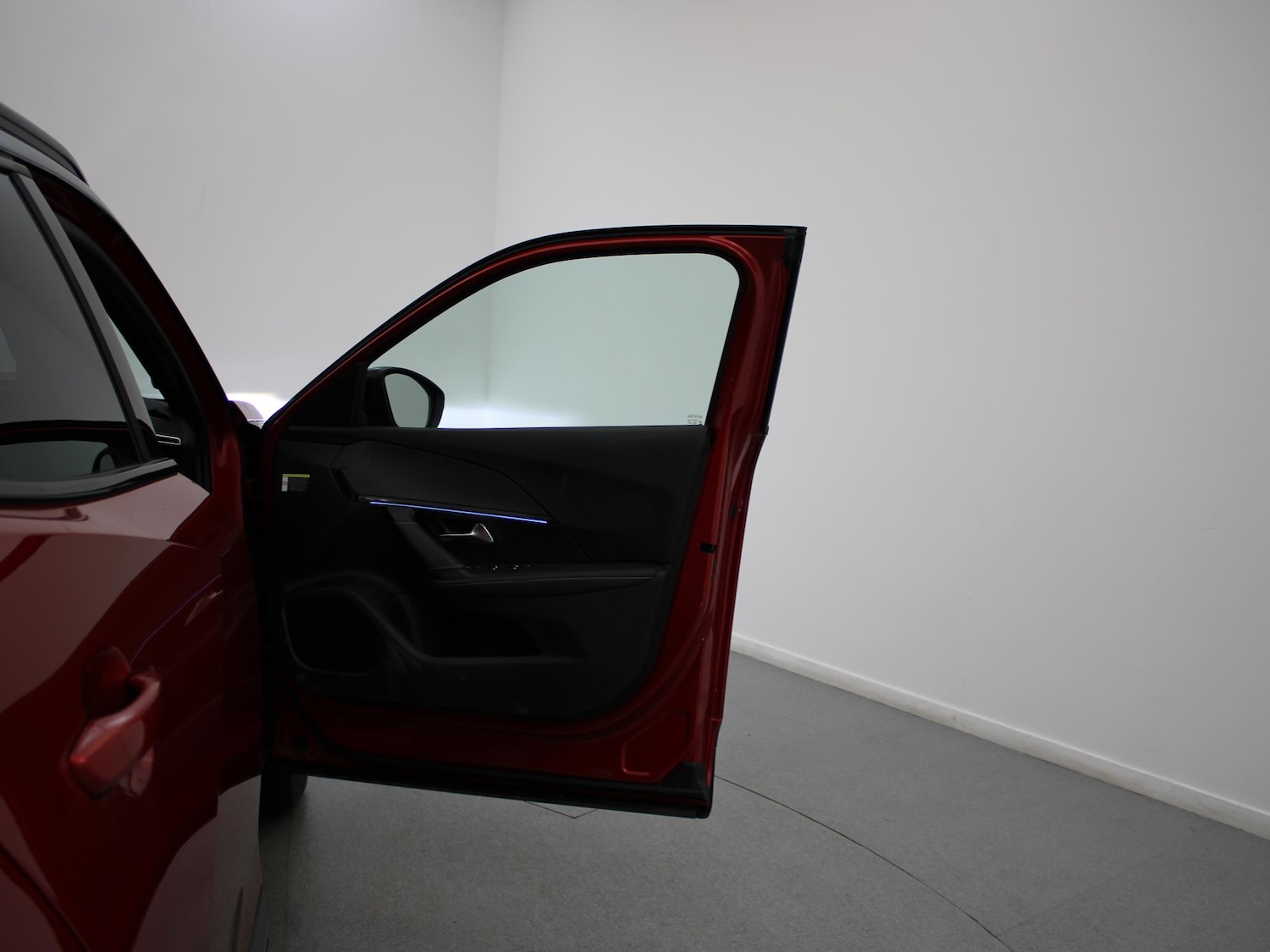 Used Peugeot 2008 2023 for sale - 76916456: Photo 41